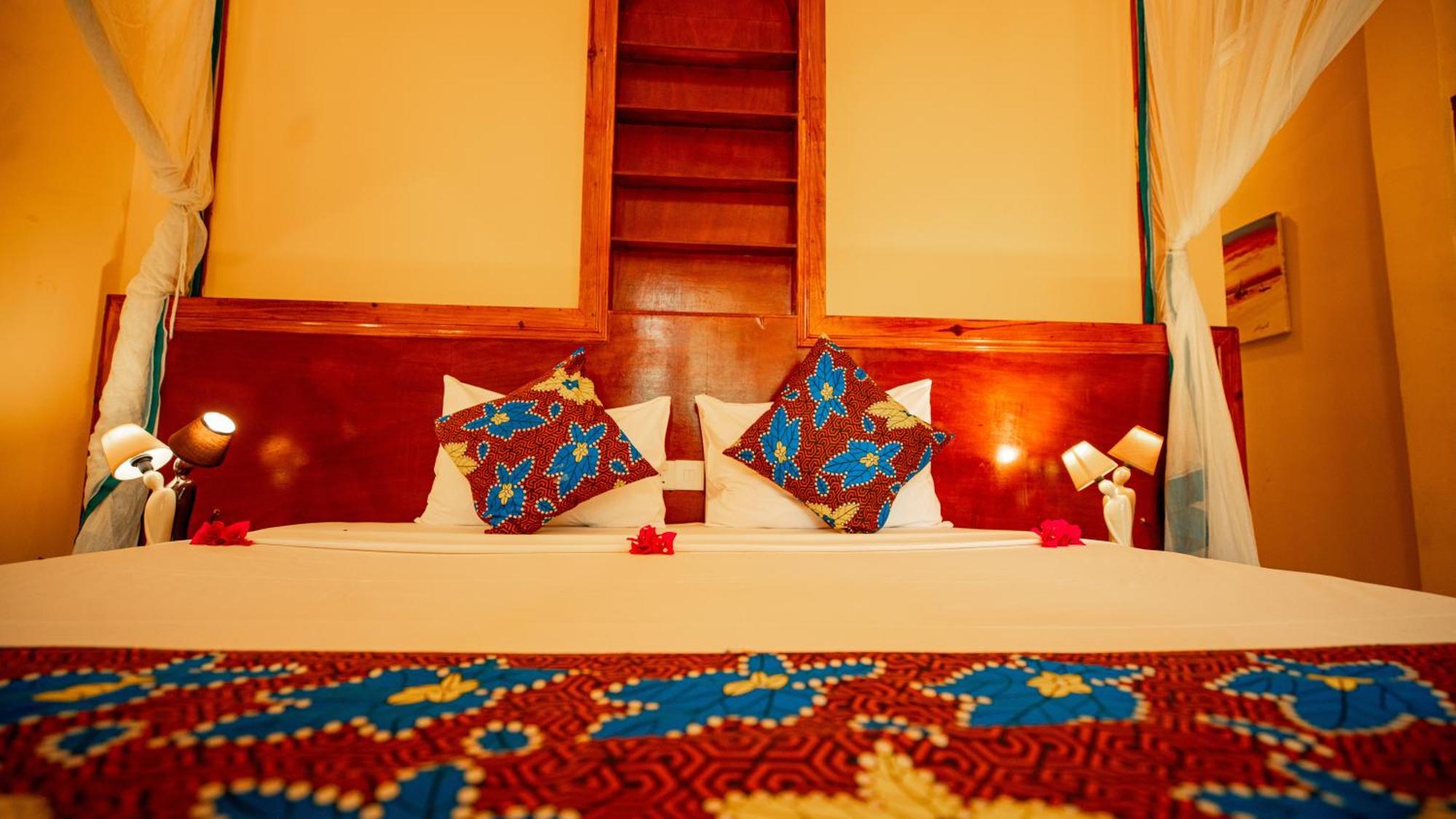 Sansi Kae Beach Resort Michamvi 외부 사진