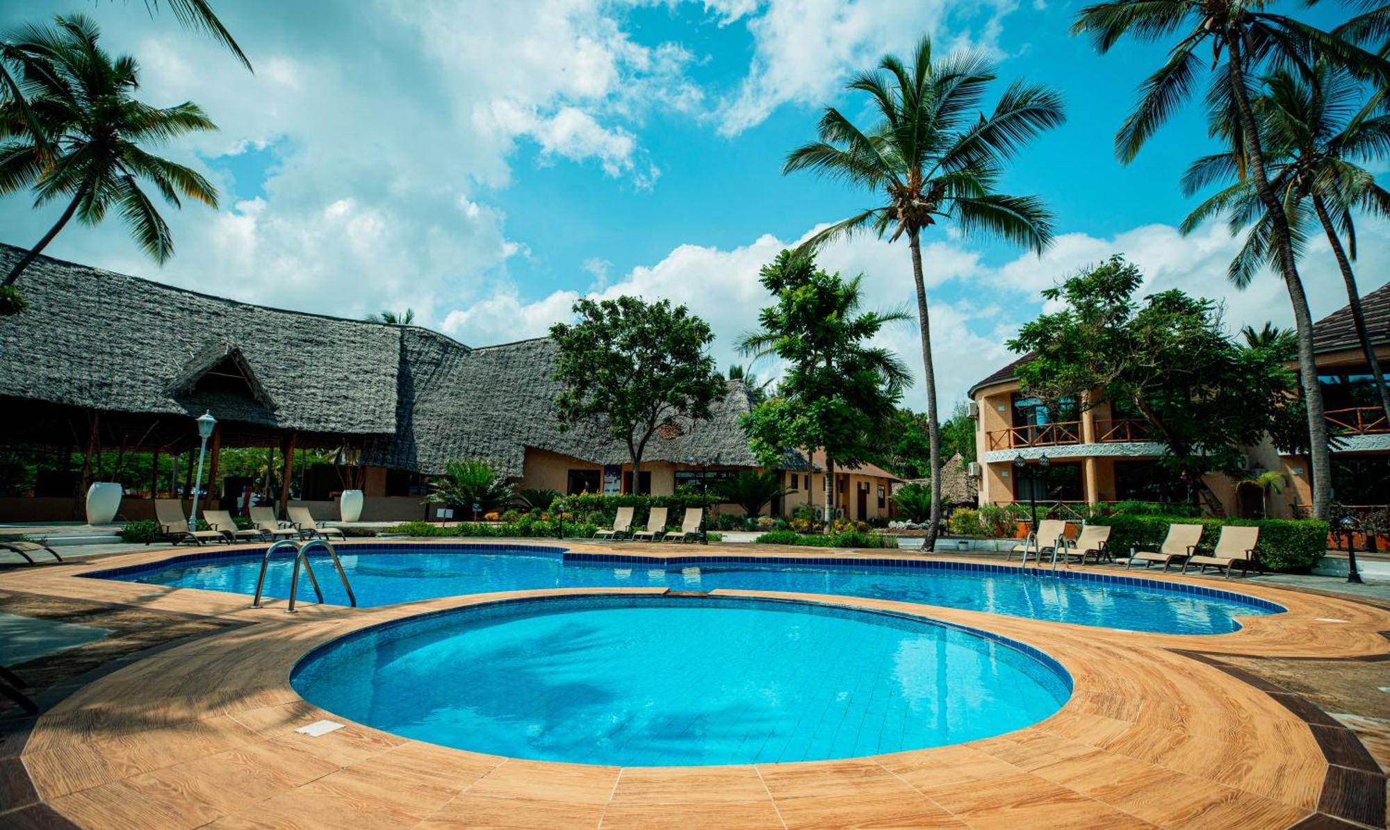 Sansi Kae Beach Resort Michamvi 외부 사진