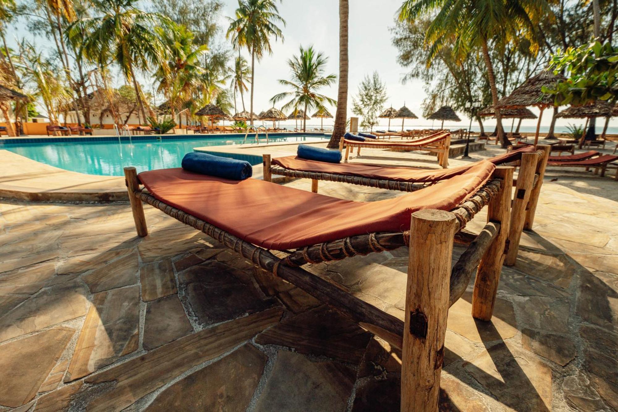 Sansi Kae Beach Resort Michamvi 외부 사진