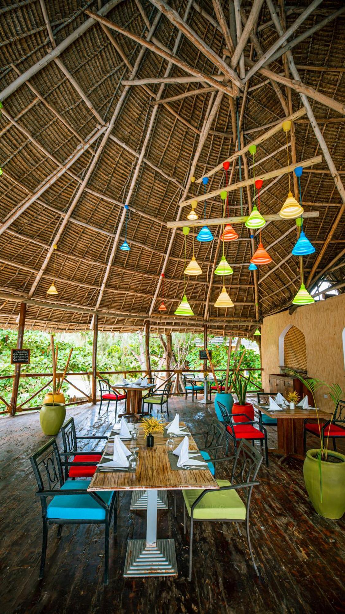 Sansi Kae Beach Resort Michamvi 외부 사진