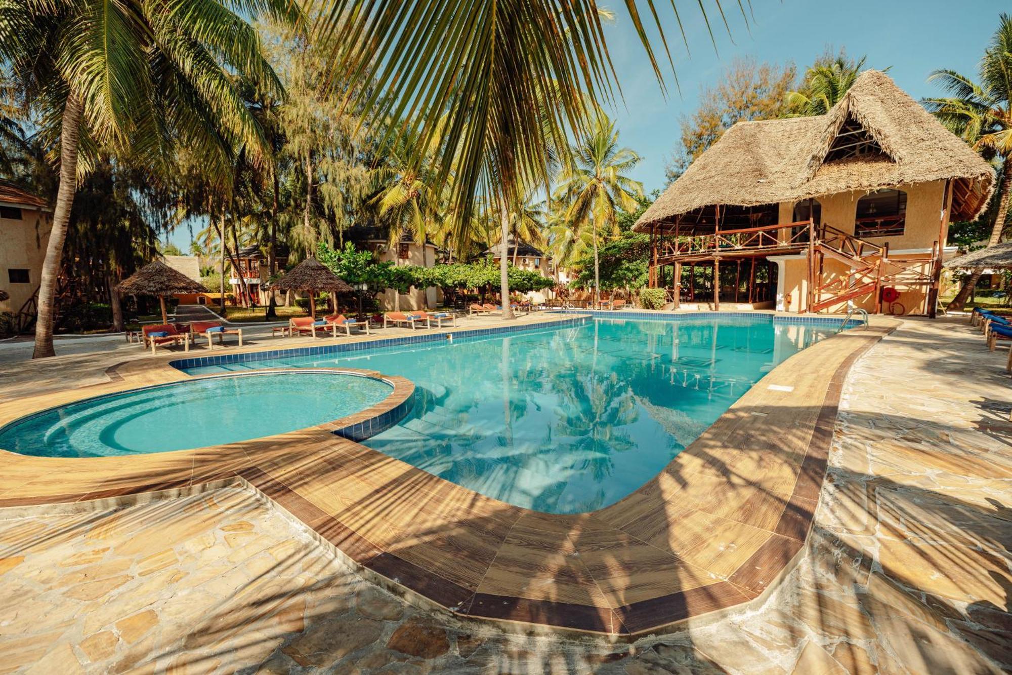 Sansi Kae Beach Resort Michamvi 외부 사진
