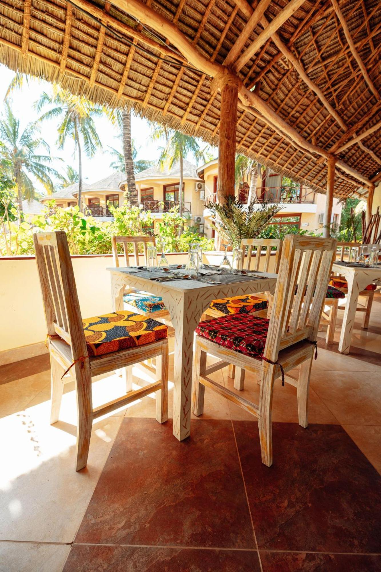 Sansi Kae Beach Resort Michamvi 외부 사진